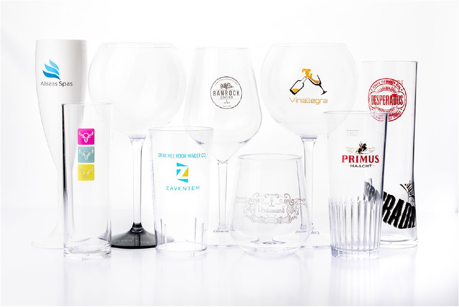 Plastic cups 0